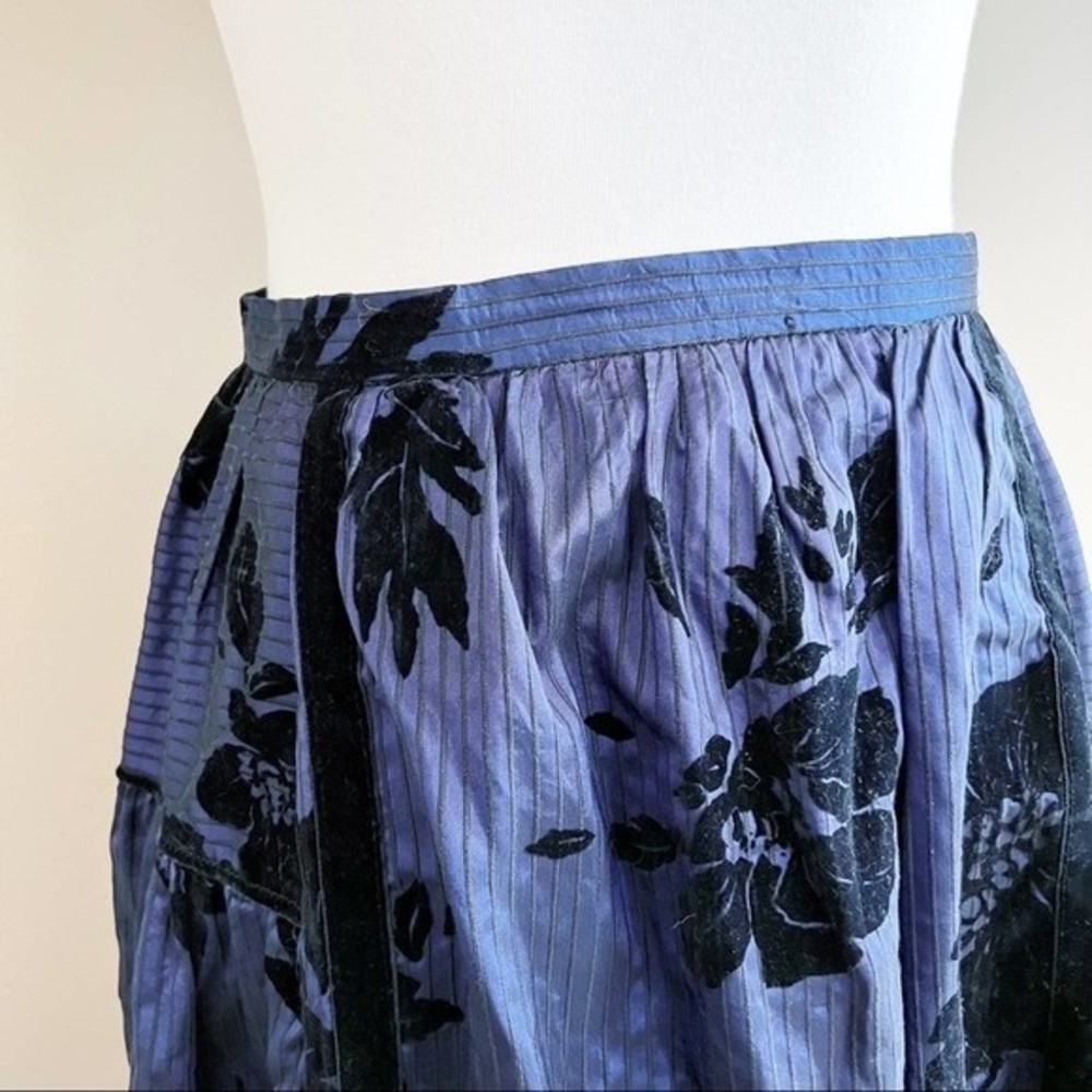 Vintage Heller Fracht Violet Floral Velvet Brocade Skirt Size 38 - Picture 3 of 5
